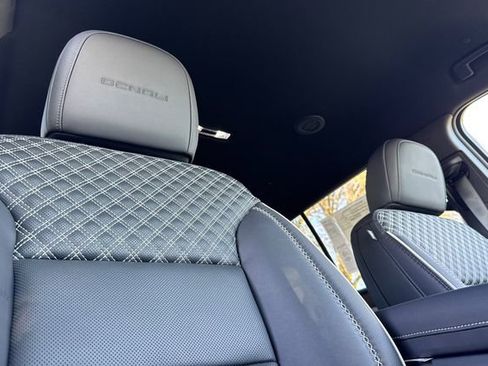 New 2026 GMC Acadia Denali w/ Super Cruise Package image 20