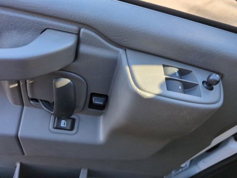New 2025 Chevrolet Express 2500 w/ Driver Convenience Package image 16