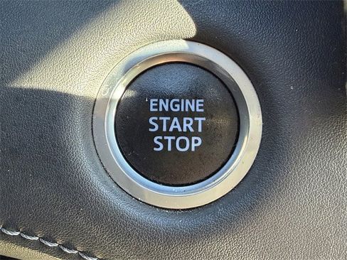 Certified 2022 Toyota Highlander Limited image 21