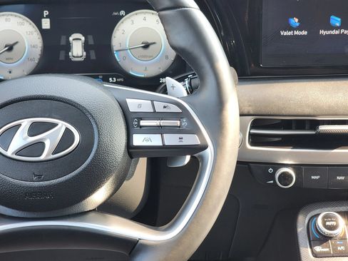 Used 2023 Hyundai Palisade Limited AWD/4WD image 13
