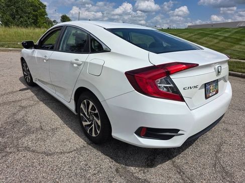 Used 2016 Honda Civic EX image 4