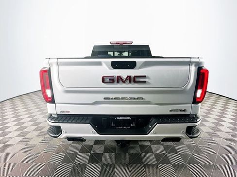 Used 2020 GMC Sierra 1500 AT4 w/ AT4 Premium Package image 10