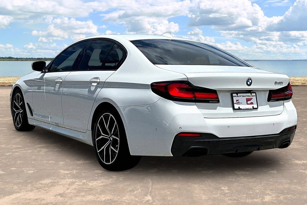 Used 2021 BMW 540i w/ M Sport Package RWD image 6
