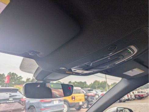 Used 2022 Audi SQ5 Premium image 27