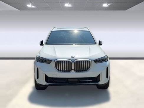 Certified 2025 BMW X5 xDrive40i w/ Premium Package AWD/4WD image 6