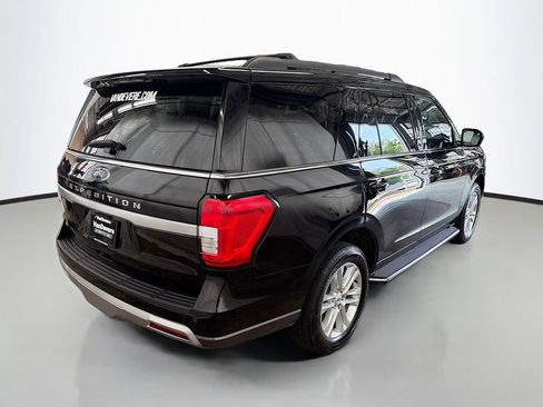 Used 2023 Ford Expedition XLT AWD/4WD image 9
