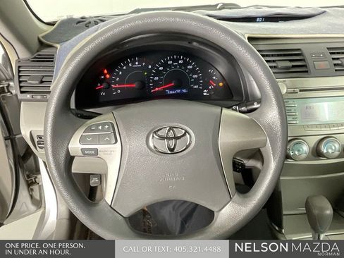 Used 2008 Toyota Camry LE image 43
