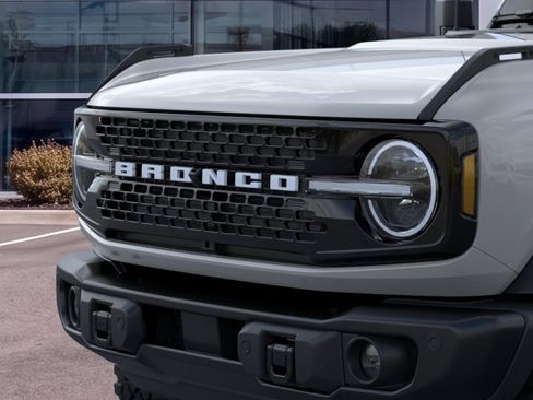 New 2026 Ford Bronco Badlands w/ Wildtrak Package AWD/4WD image 21