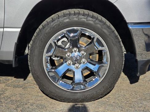 Used 2021 RAM 1500 Big Horn image 8