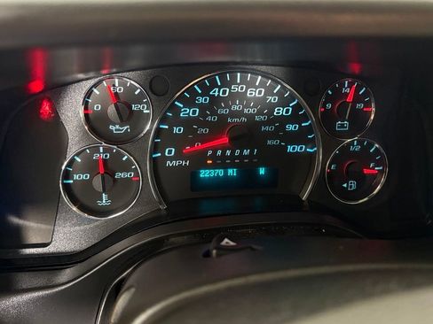 Used 2025 Chevrolet Express 3500 LT w/ LT Preferred Equipment Group RWD image 23