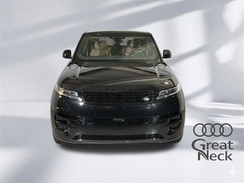 Used 2025 Land Rover Range Rover Sport SE AWD/4WD image 21