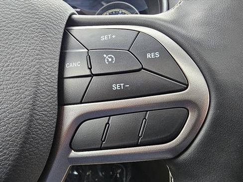 Certified 2021 Jeep Cherokee Latitude Lux 80th Anniv w/ Quick Order Package 26U 80TH image 21