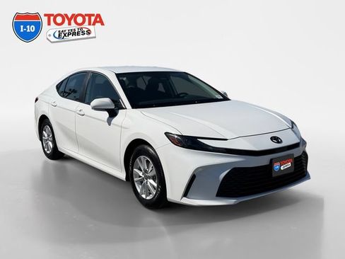 Certified 2026 Toyota Camry LE AWD/4WD image 7