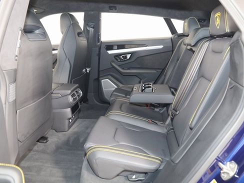 Used 2021 Lamborghini Urus image 97