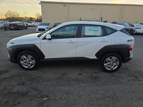 New 2026 Hyundai Kona SE image 16