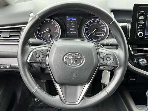 Used 2024 Toyota Camry SE FWD image 11