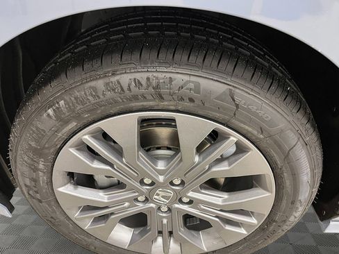 New 2026 Honda Odyssey Touring image 12