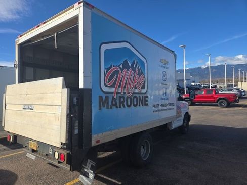 Used 2009 Chevrolet Express 3500 image 3