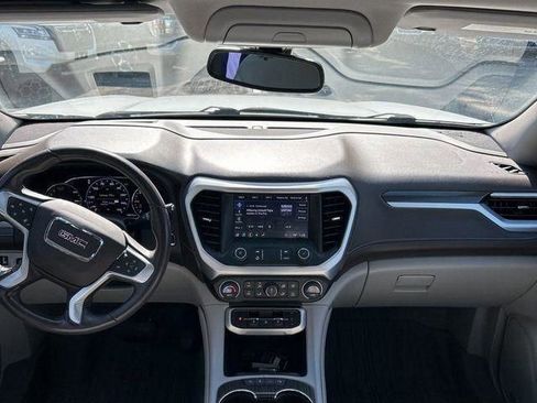 Used 2022 GMC Acadia SLT w/ Technology Package image 29