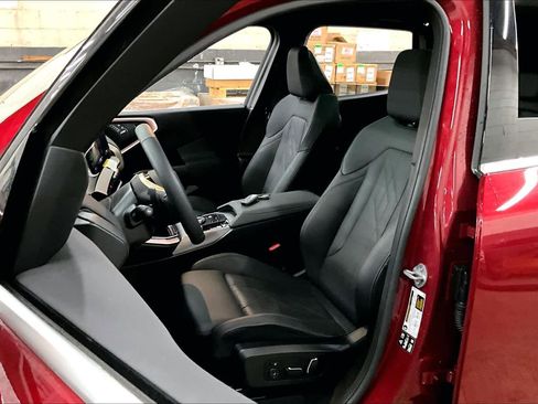 Certified 2025 BMW X3 xDrive30i w/ Convenience Package image 27