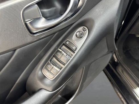 Used 2014 INFINITI Q50 AWD w/ Moonroof Package image 27