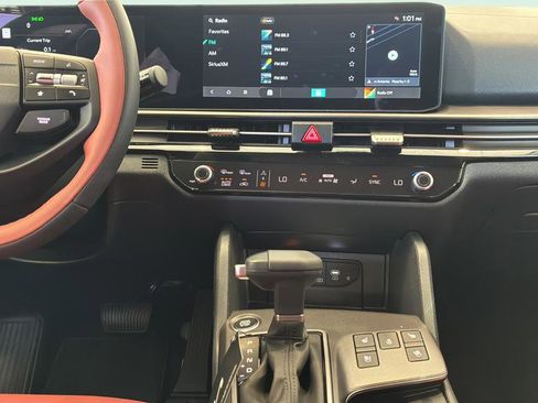 New 2026 Kia Sportage SX AWD/4WD image 23