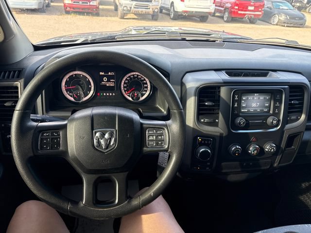 Used 2019 RAM 1500 Express w/ Express Value Package AWD/4WD image 10