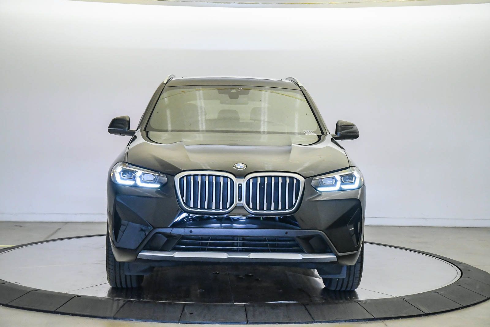 Certified 2023 BMW X3 sDrive30i w/ Convenience Package RWD image 6