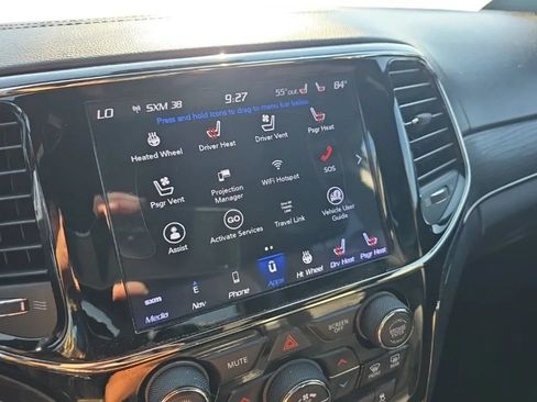 Used 2020 Jeep Grand Cherokee High Altitude AWD/4WD image 27