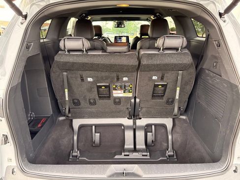 Used 2024 Toyota Sienna XLE Woodland Edition AWD/4WD image 25
