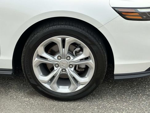 Used 2023 Honda Accord LX image 6