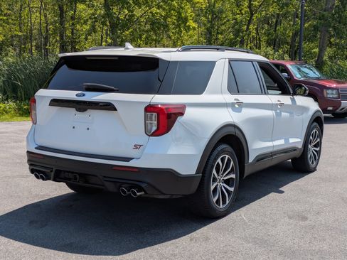 Used 2020 Ford Explorer ST w/ Premium Technology Package AWD/4WD image 3