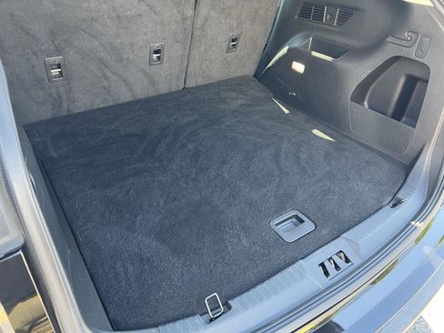 Used 2024 Ford Edge SEL image 34