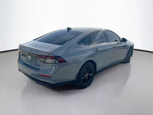 Used 2025 Honda Accord SE image 8