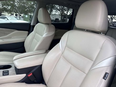 Used 2022 Nissan Murano SL w/ SL Moonroof Package image 21