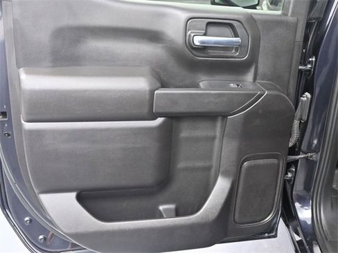 Used 2022 Chevrolet Silverado 1500 Custom image 19