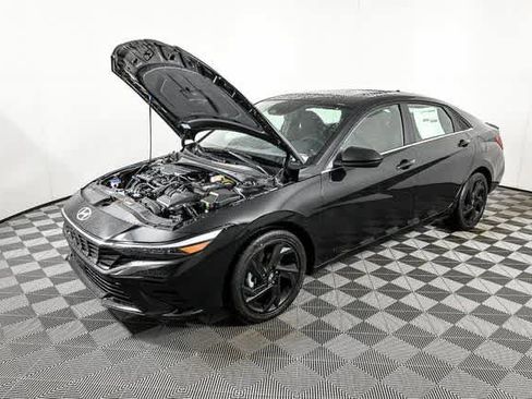 New 2026 Hyundai Elantra SEL Sport Premium image 10