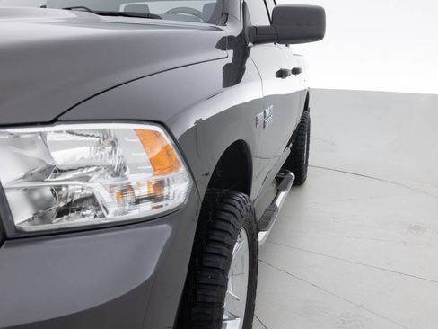 Used 2018 RAM 1500 Express w/ Express Value Package image 11