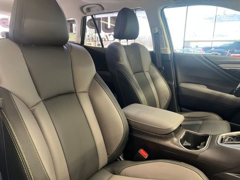 Used 2024 Subaru Outback Onyx Edition w/ Popular Package #2 image 37