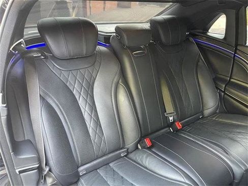 Used 2017 Mercedes-Benz Maybach S 550 4MATIC image 26
