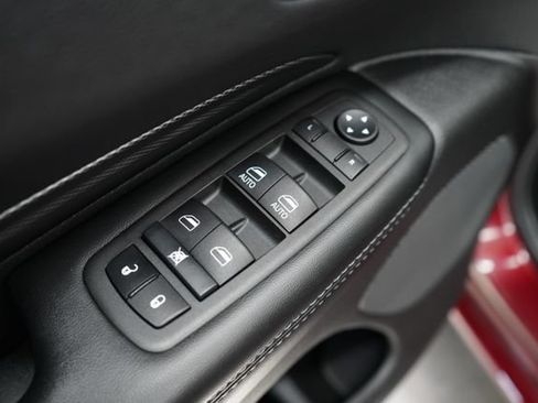 Used 2022 Dodge Durango GT AWD/4WD image 11