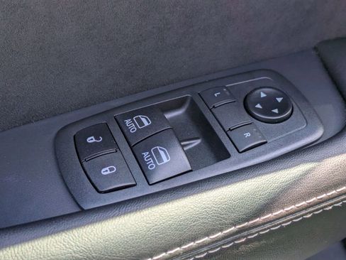 Used 2021 Dodge Challenger SRT Hellcat Redeye image 11