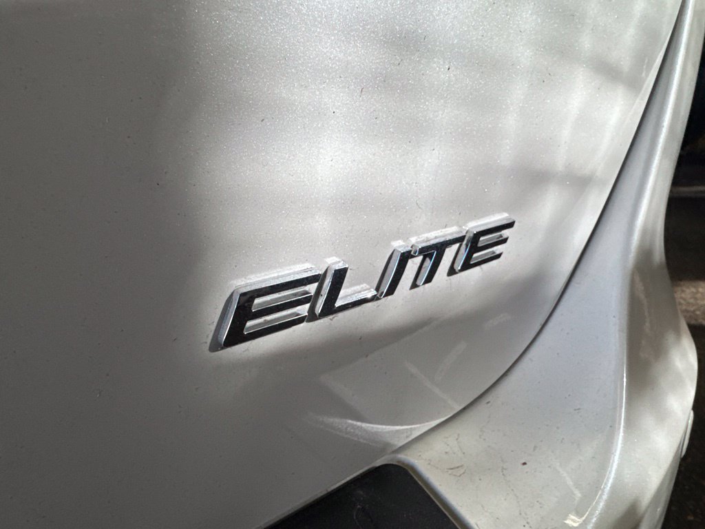 Used 2019 Honda Odyssey Elite image 5