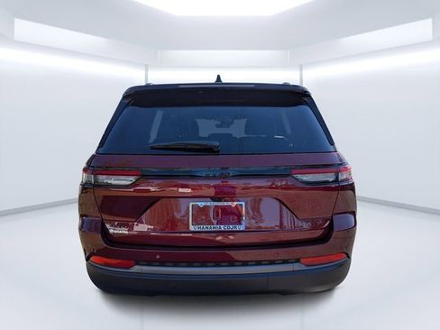 New 2026 Jeep Grand Cherokee Altitude AWD/4WD image 4