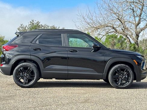 New 2026 Chevrolet TrailBlazer LT w/ Convenience Package image 3