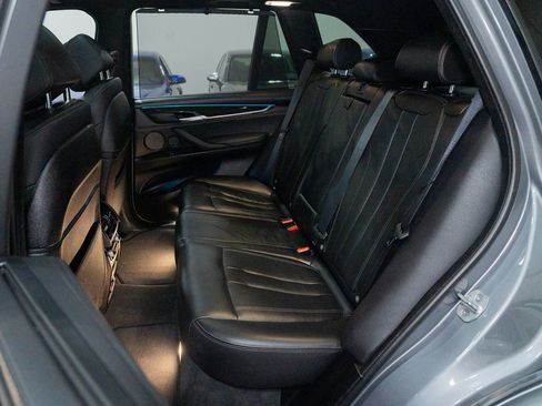 Used 2018 BMW X5 xDrive50i w/ M Sport Package image 26