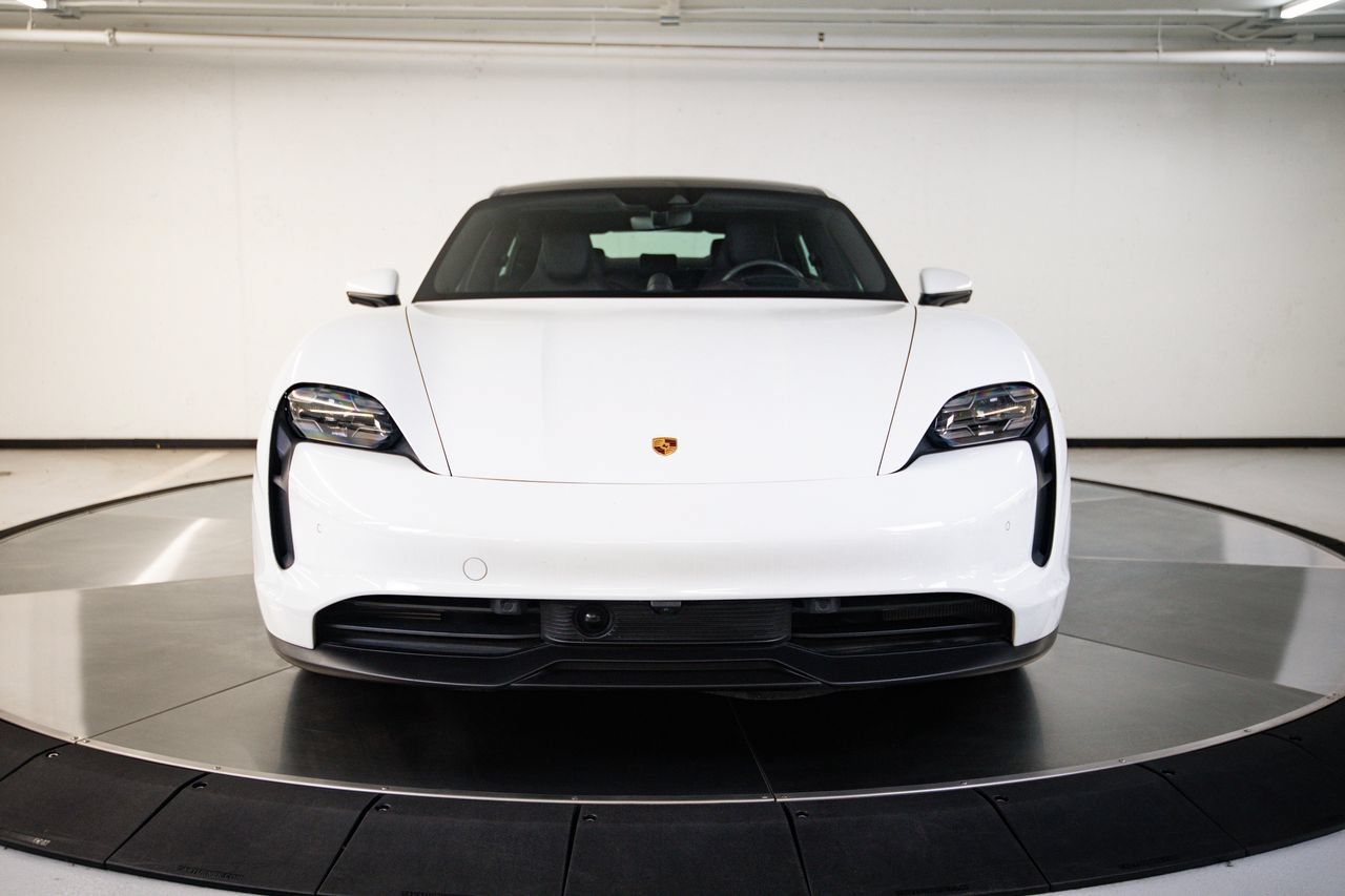Certified 2024 Porsche Taycan 4S AWD/4WD image 10