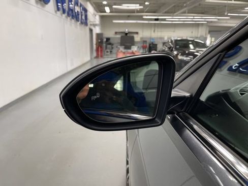 New 2026 Volkswagen Jetta SE FWD image 13
