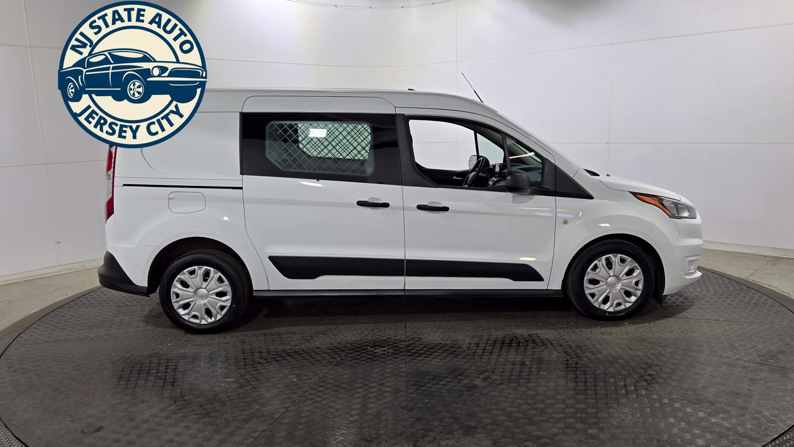 Used 2023 Ford Transit Connect XLT FWD image 8