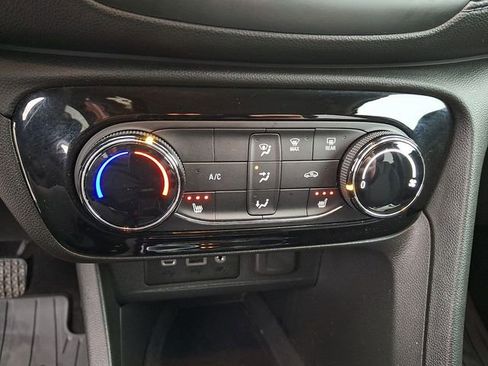 Used 2023 Buick Encore GX Preferred w/ Cold Weather Comfort Package image 16